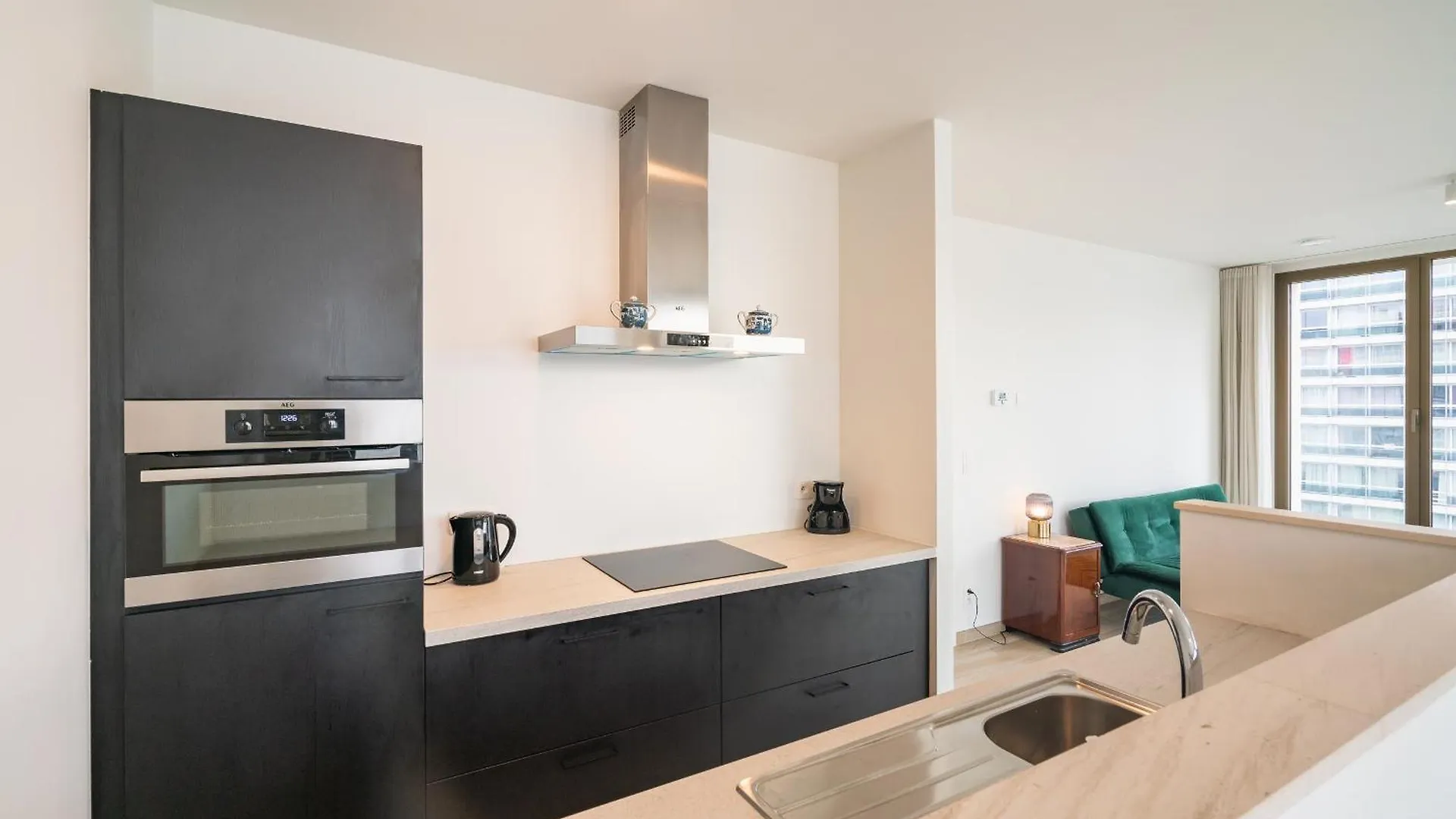 Opera Square Apartments In Antwerp Centre