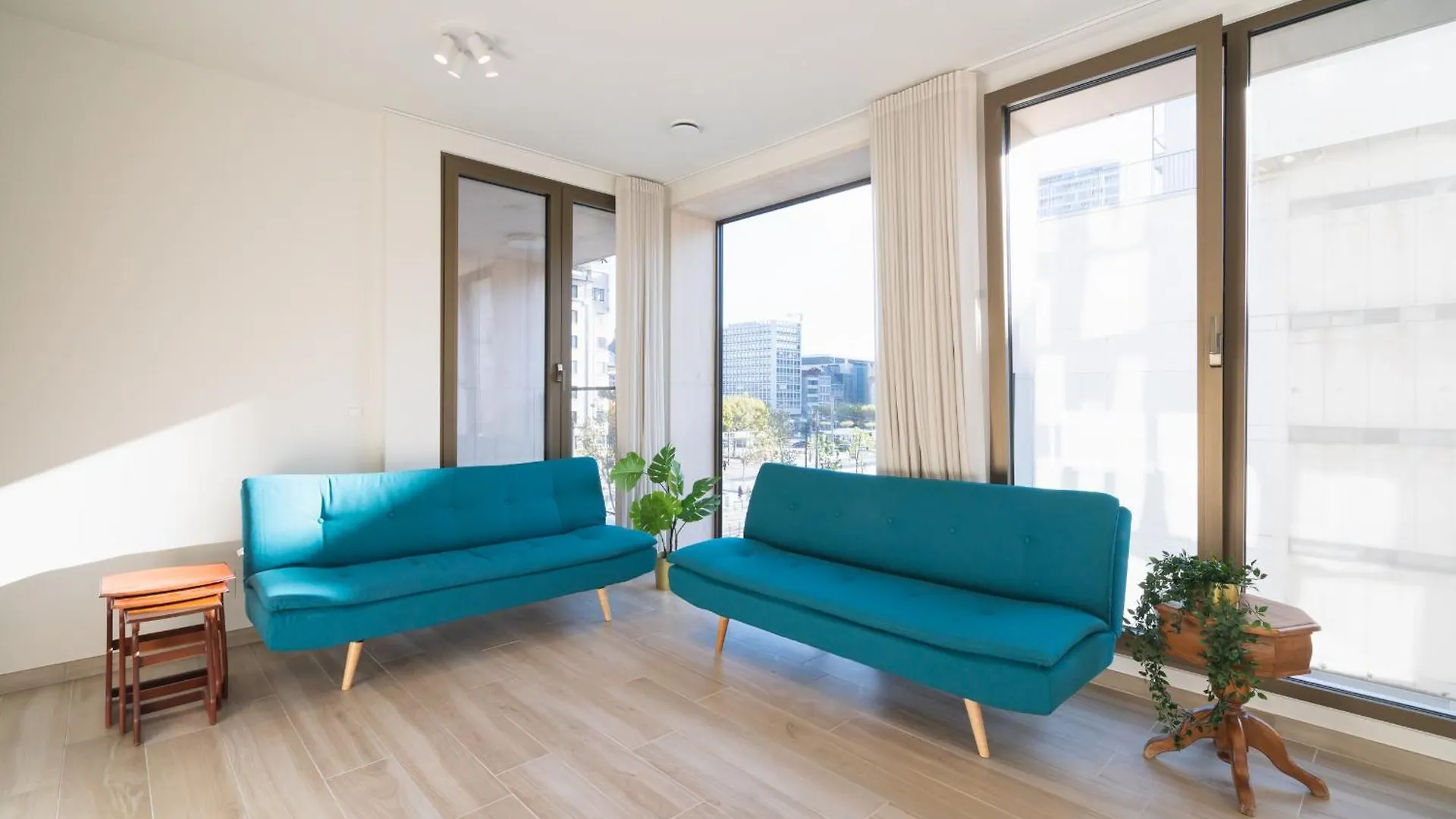 Opera Square Apartments In Antwerp Centre