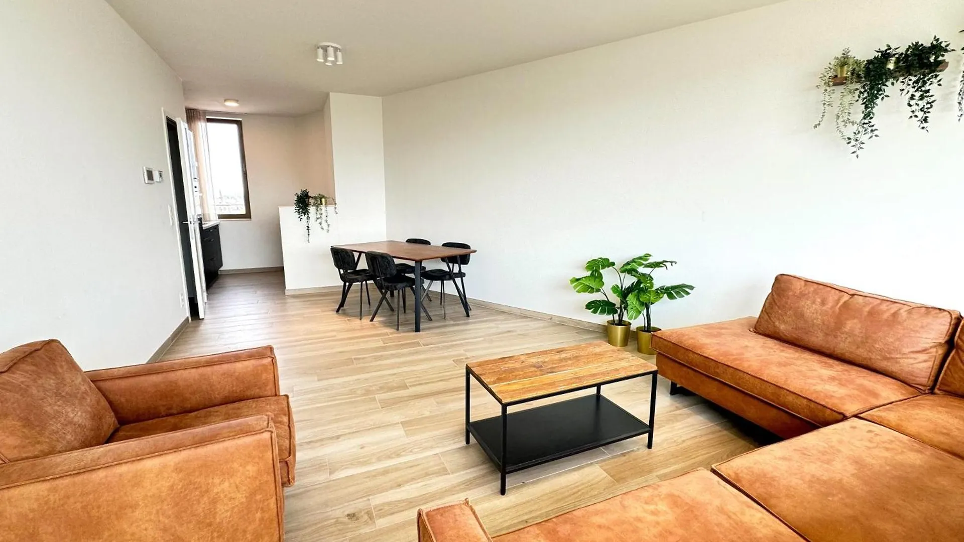 Opera Square Apartments In Antwerp Centre